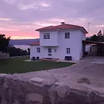 Casa Con Vistas Al Mar, Campo Y Barbacoa *