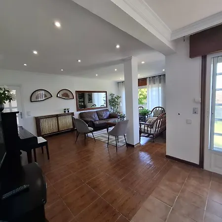Casa Con Vistas Al Mar, Campo Y Barbacoa Holiday home