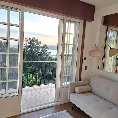 Casa Con Vistas Al Mar, Campo Y Barbacoa Holiday home Pontevedra