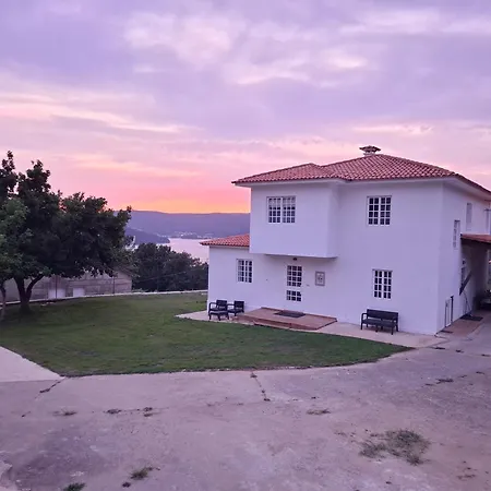 Casa Con Vistas Al Mar, Campo Y Barbacoa 度假居 庞特维德拉